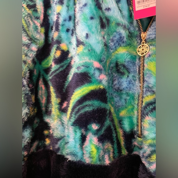 🩷NWT Lilly Pulitzer Fleece Popover🩷 - Picture 2 of 3